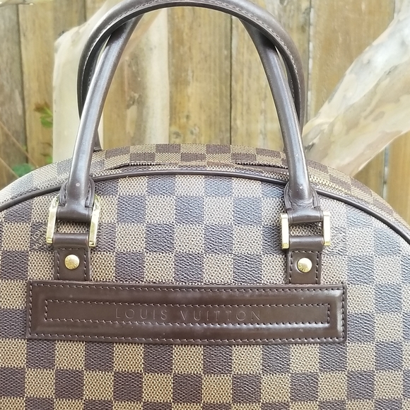*SOLD*Louis Vuitton damier ebene Nolita handb - Picture 10 of 16